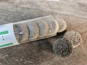 mesttabletten voor al uw tuinplanten beschikbaar voor biedingen