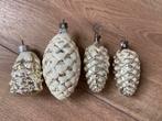 4 oude kerstballen glas zilver met witte "sneeuw" vintage, Ophalen of Verzenden, Gebruikt