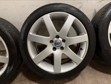Volvo Ford Jaguar 18 inch velgen set met zomerbanden beschikbaar voor biedingen