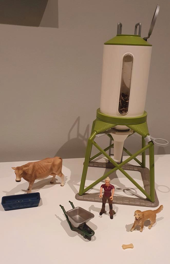 Schleich Farm World 41429 Voedersilo (39.5 cm) met Dieren, Kinderen en Baby's, Speelgoed | Overig, Zo goed als nieuw, Jongen of Meisje