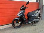 Kymco Agility 16+ geel kenteken NIEUWSTAAT!, Fietsen en Brommers, Scooters | Kymco, Ophalen, Zo goed als nieuw, Agility