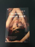 Boek- Evie Blake-Valentina en de Donkere Kamer, Ophalen of Verzenden, Gelezen, Gezondheid en Conditie