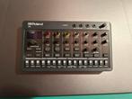 Roland T-8 Beat Machine - Compacte Rhythm Composer, Ophalen, Zo goed als nieuw, Roland