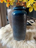 Leuke blauwe vaas, Huis en Inrichting, Woonaccessoires | Vazen, Blauw, Aardewerk of Porselein, Ophalen of Verzenden, Zo goed als nieuw