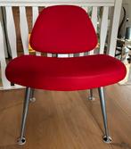 Een tweetal vrolijk rode design fauteuils, Ophalen, Gebruikt, Minder dan 75 cm, Design