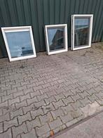 Te koop meerdere kunststof kozijnen., Doe-het-zelf en Verbouw, Kozijnen en Schuifpuien, Kunststof, Raamkozijn, Zo goed als nieuw
