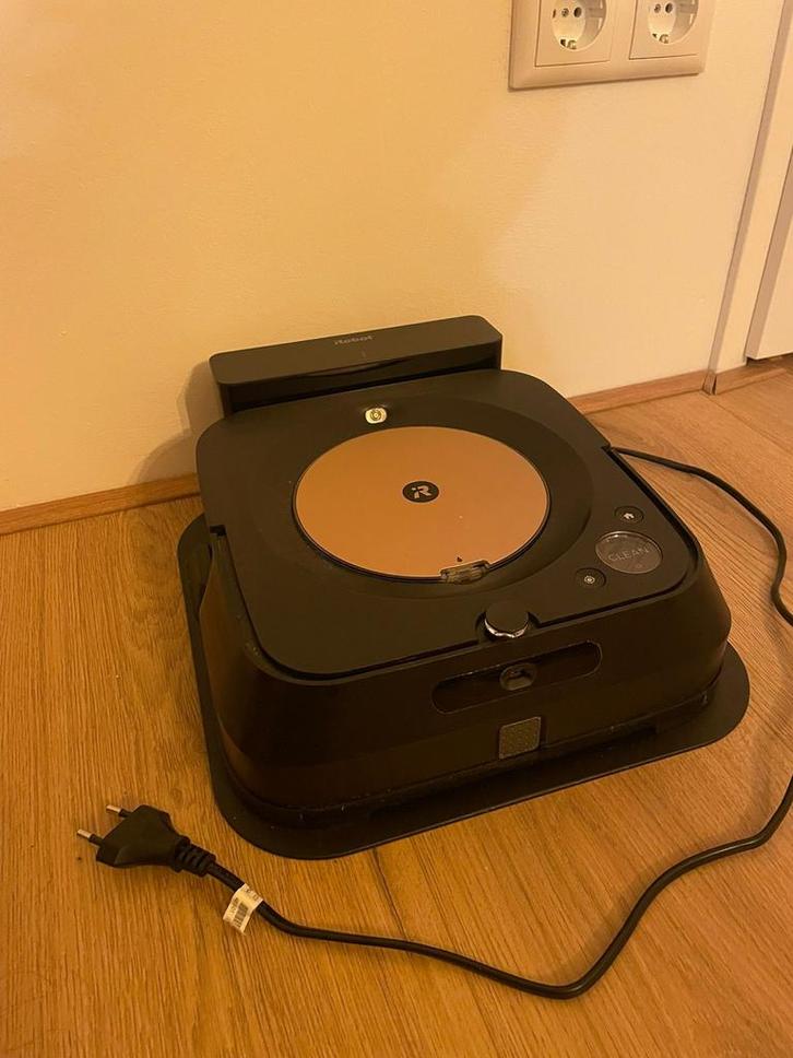 iRobot Braava Jet m6 dweilrobot– Zwart – App & Smart Mapping, Witgoed en Apparatuur, Stofzuigers, Gebruikt, Robotstofzuiger, Minder dan 1200 watt