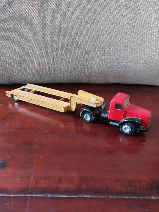 SCANIA VABIS MET ZWAAR TRANSPORT DIEPLADER, Hobby en Vrije tijd, Modelauto's | 1:43, Gebruikt, Bus of Vrachtwagen, Overige merken