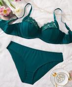 Nieuw: mooi lingeriesetje mt 46, Kleding | Dames, Ondergoed en Lingerie, Ophalen, Groen, Setje