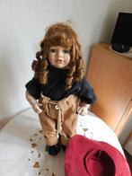 Zasan porselein doll, Verzamelen, Poppen, Ophalen of Verzenden, Zo goed als nieuw, Pop