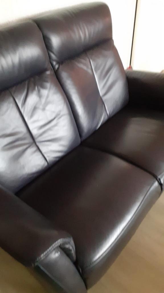 2-zitsbank van buffelleer, Huis en Inrichting, Banken | Bankstellen, Ophalen