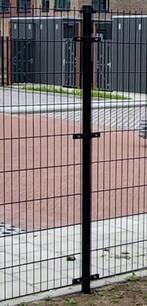 Palen hekwerk zwart, Ophalen, Zo goed als nieuw, IJzer, Dubbelstaafmat hekwerk