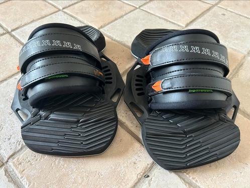 Zwarte Yeti Combo Q4 pads - beste bindingen ever! - Nieuw, Watersport en Boten, Kitesurfen, Nieuw, Binding, Twintip, Ophalen of Verzenden