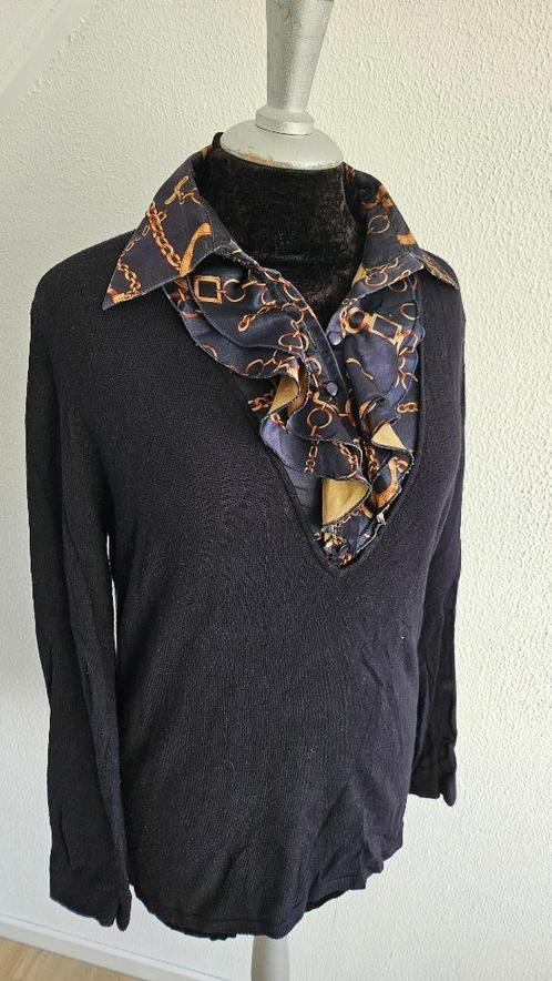 Maat M-L-Question/Zwarte trui met stijlvolle satijn kraag, Kleding | Dames, Truien en Vesten, Zo goed als nieuw, Maat 38/40 (M)
