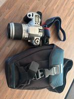 Canon EOS 300 met 28-90 mm lens f4-5.6 + tas, Audio, Tv en Foto, Fotocamera's Analoog, Verzenden, Gebruikt, Spiegelreflex, Canon