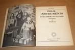 Folk instruments. Make them & play them, it's easy & it's, Boeken, Ophalen of Verzenden, Gelezen, Artiest