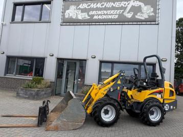 Mustang Manitou AL406 50pk Minishovel Kniklader Schaffer  beschikbaar voor biedingen