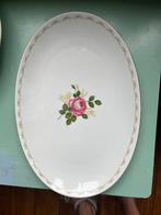 Rozen servies schaal en 3 borden, Antiek en Kunst, Antiek | Servies los, Ophalen of Verzenden