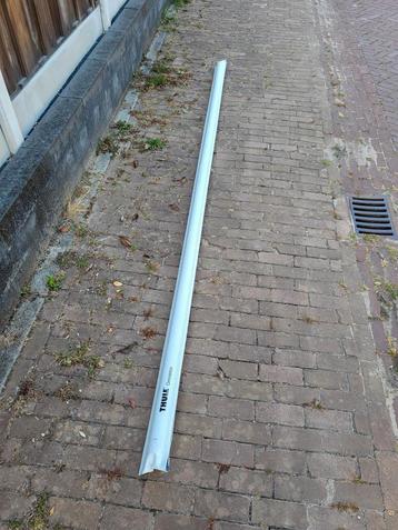 Thule Omnistor 1200 375 zakluifel

 beschikbaar voor biedingen