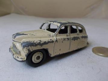 Dinky Toys 153 (1954) STANDARD VANGUARD SALOON (Opknapper) beschikbaar voor biedingen