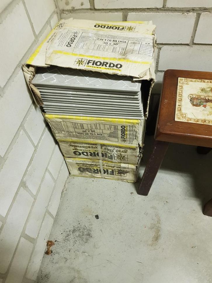 Grijze keramische vloertegels 30x30 - 4 pakken, Doe-het-zelf en Verbouw, Vloerdelen en Plavuizen, Nieuw, Plavuizen, Steen of Klei