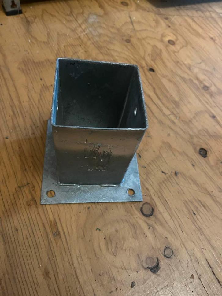 8 x Thermisch verzinkte paalhouder, Doe-het-zelf en Verbouw, Metalen, Gebruikt, IJzer, Ophalen