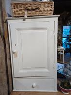 Kastje met lade en planken, witte kast, hoog kastje, Ophalen, Gebruikt, Onbekend, Onbekend