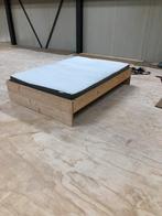 Steigerhouten bed inclusief lattenbodem en matras, Huis en Inrichting, Ophalen, Gebruikt, Eenpersoons, Steigerhout