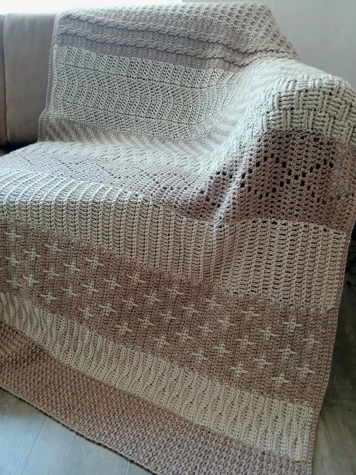 Gehaakte deken - steun jouw doel!, Huis en Inrichting, Woonaccessoires | Plaids en Woondekens, Nieuw, Ophalen of Verzenden