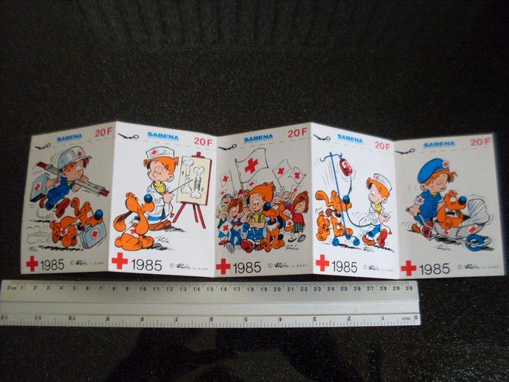 5x sticker rode kruis belgie 1985 Bollie en Billie hond, Verzamelen, Stickers, Zo goed als nieuw, Strip of Tekenfilm, Verzenden