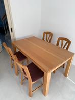 Massief houten tafel met 4 stoelen, Huis en Inrichting, Complete eetkamers, Ophalen of Verzenden, Zo goed als nieuw