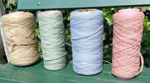4 Konen 18-draads garen 4 verschillende kleuren 6,2 kg (KW13, Hobby en Vrije tijd, Breien en Haken, Nieuw, Breien of Haken, Wol of Garen