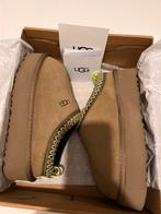 Uggs maat 36! NIEUW!, Ophalen of Verzenden, Zo goed als nieuw, Bruin