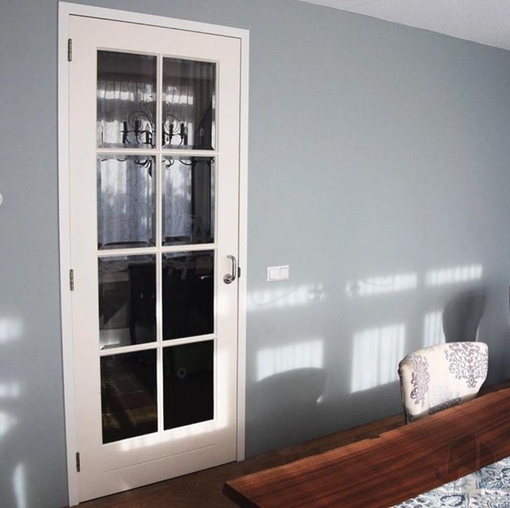 Binnendeur met glas 8 vakken in stomp wit voorgelakt, Doe-het-zelf en Verbouw, Deuren en Horren, Nieuw, Binnendeur, 200 tot 215 cm