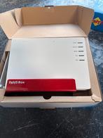 Fritz!Box 7581 Router Modem - Zo Goed Als Nieuw, Ophalen of Verzenden, Gebruikt, Router met modem