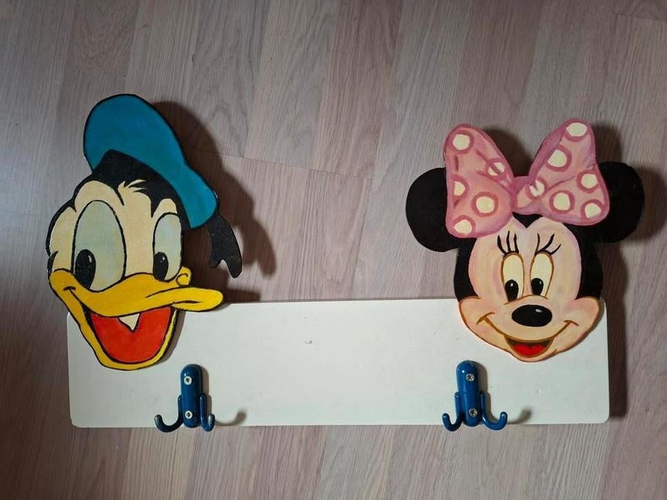 Leuke Kinderkapstok met Mickey en Donald, Gebruikt, Ophalen of Verzenden, Minder dan 100 cm, Kinderkapstok