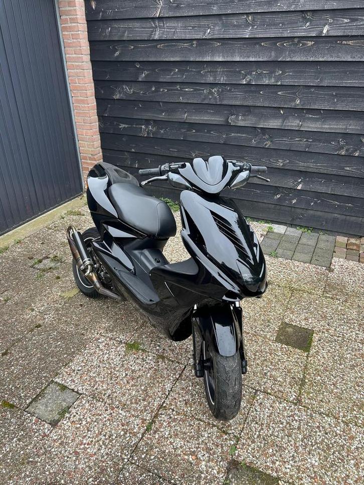 Yamaha Aerox 70cc, Fietsen en Brommers, Scooters | Yamaha, Gebruikt, Aerox, Maximaal 45 km/u, Tweetakt, Ophalen