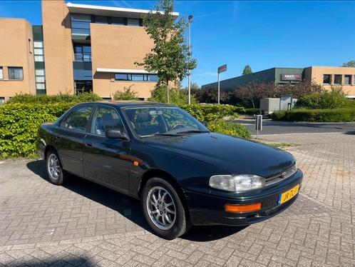 Toyota Camry 2.2 I XL AUT E2 1994 liefhebbers auto, Auto's, Toyota, Particulier, Camry, Airconditioning, Android Auto, Bluetooth