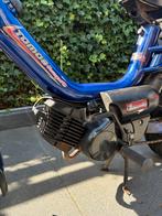 Tomos Youngster R Brommer inclusief helm, Fietsen en Brommers, Brommers | Tomos, Ophalen, Gebruikt, Overige modellen, Maximaal 25 km/u