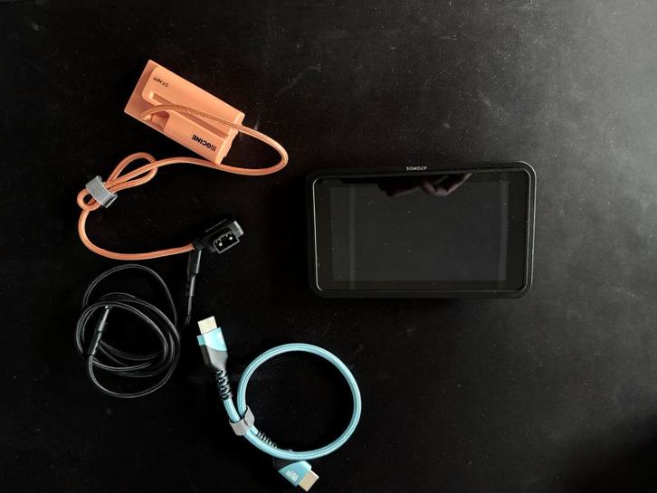 Atomos shinobi 2 + Condor blue HDMI + ZGcine DT-NPF, Audio, Tv en Foto, Opladers, Zo goed als nieuw, Ophalen of Verzenden