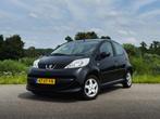 Peugeot 107 1.0 12V Airco 5DR elektrisch pakket Zwart, Auto's, Voorwielaandrijving, 4 stoelen, Origineel Nederlands, Handgeschakeld