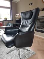 Zwart leren fauteuil van Montèl, Huis en Inrichting, Ophalen, Gebruikt, 75 tot 100 cm, 50 tot 75 cm