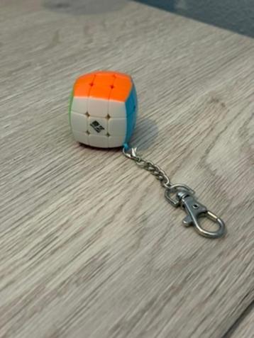 Sleutelhanger rubiks cube 3x3 pillowed beschikbaar voor biedingen