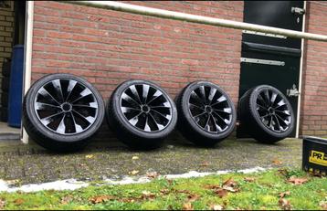 Originele Interlagos Turbine velgen 235/40/ZR18 Hankook beschikbaar voor biedingen