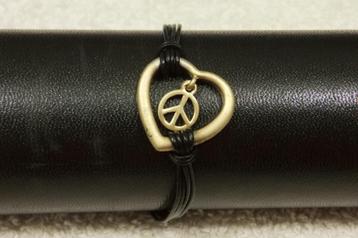 Armband Black-Gold Gratis Verzending !! (823) beschikbaar voor biedingen