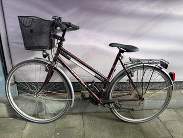 Dames fiets Kaptein beschikbaar voor biedingen