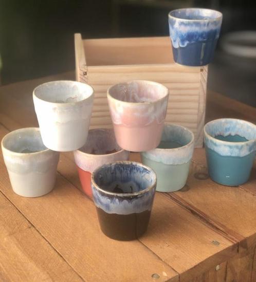 Costa Nova Grespresso - 8 lungo kopjes 210ml in houten box, Huis en Inrichting, Keuken | Servies, Nieuw, Kop(pen) en/of Schotel(s)