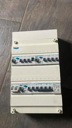 HAGER groepenkast 1 fase met fornuisgroep, Hobby en Vrije tijd, Elektronica-componenten, Ophalen of Verzenden, Gebruikt