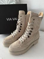 NIEUW > Licht Beige suède Via Vai Veter Laarzen / 42, Via Vai, Verzenden, Beige, Lage of Enkellaarzen