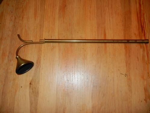 Mooie zeer oude vlamdover / kaarsendupper gebruikt in kapel, Antiek en Kunst, Curiosa en Brocante, Verzenden